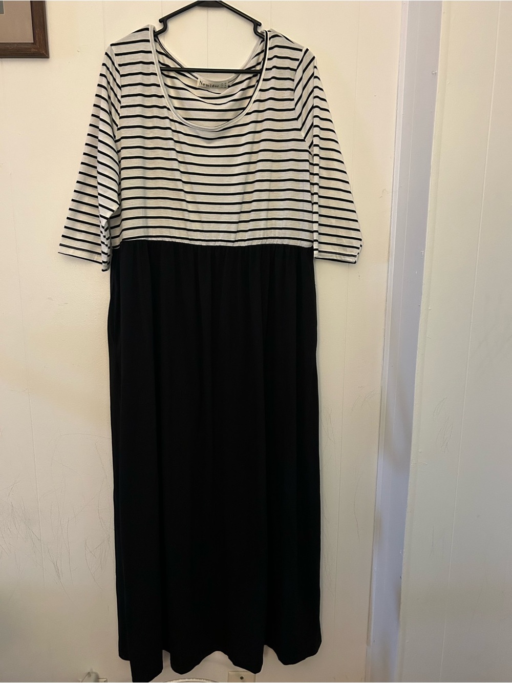 NEMIDOR Black and White Knit DRESS Pockets women size 18 Maxi Long